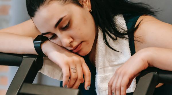 de ce suntem obositi toata ziua ca ne trezim prea tarziu