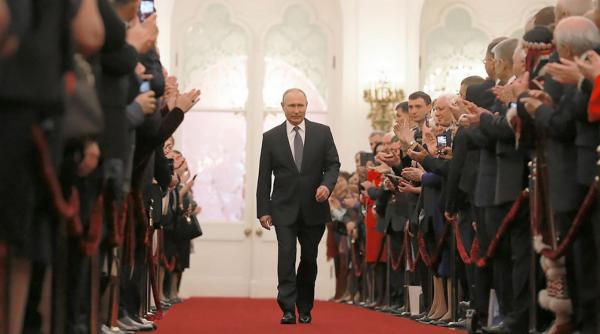 actiunea mentorul i a convins pe taticii kgb sa l unga tar pe volodia