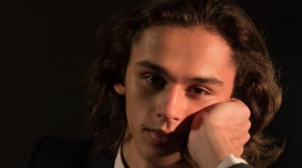 stagiunea de marti seara recital de pian de la glasgow la bucuresti robert creimerman