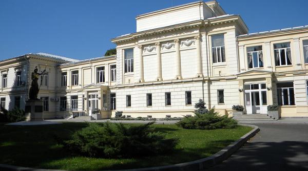 7 lectii nemuritoare despre academia romana