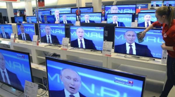 puterea propagandei rusii aruncati de kremlin intr o realitate alternativa