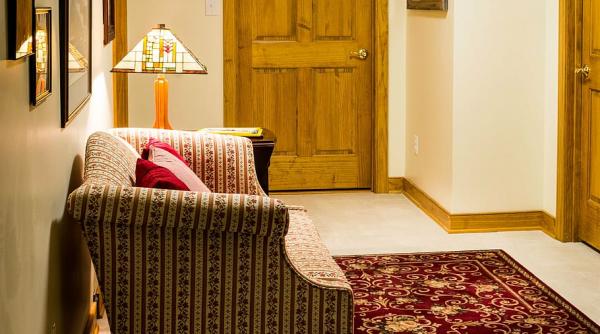 amenajarea unui hol ingust 5 sfaturi si idei