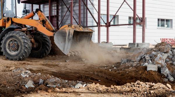 cum se procedeaza atunci cand se demoleaza o casa la ce sa fiti atent