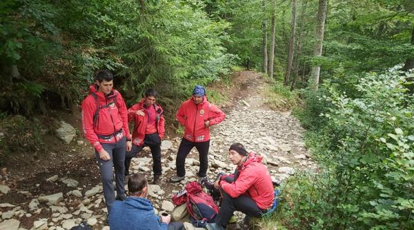 salvamontistii solicita controale in munti pentru stoparea vandalizarii indicatoarelor pentru turisti