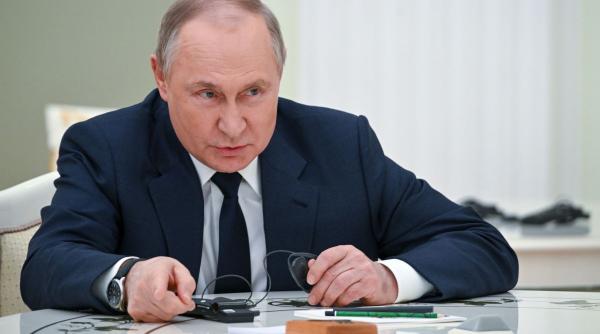 fost agent al kgb putin sufera de dementa si este innebunit de paranoia