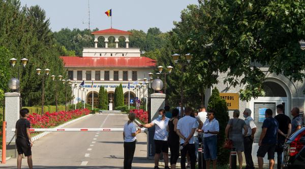 bataie pe academia de politie