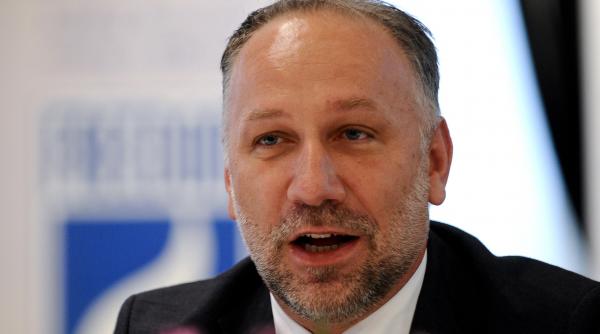 politia romana ridica in mod digital amprente papilare de la locul infractiunilor cu aparatura achizitionata de la un apropiat al lui bogdan licu