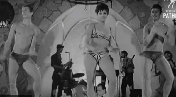 4 500 de turisti cu activitati suspecte de spionaj in romania