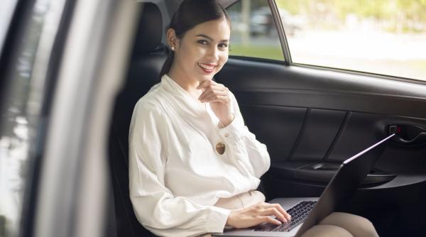 cauti chauffeur airport transfer profita de cele mai bune servicii