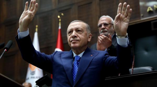 scapa de rusia dar sunt blocate de turcia finlanda si suedia santajate de erdogan