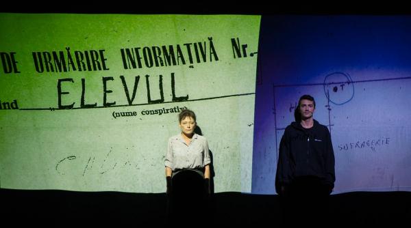 dialog teatru film tipografic majuscul