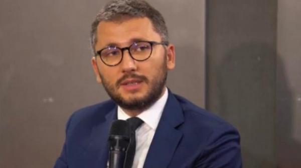 directorul asociatiei romane a industriei fotovoltaice romania va avea trei fabrici de celule fotovoltaice