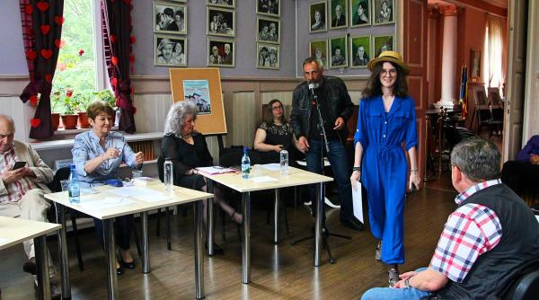 regal poetic la carmen sylva