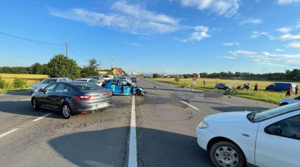 grav accident pe dn1 la baicoi trei masini au fost implicate traficul este blocat
