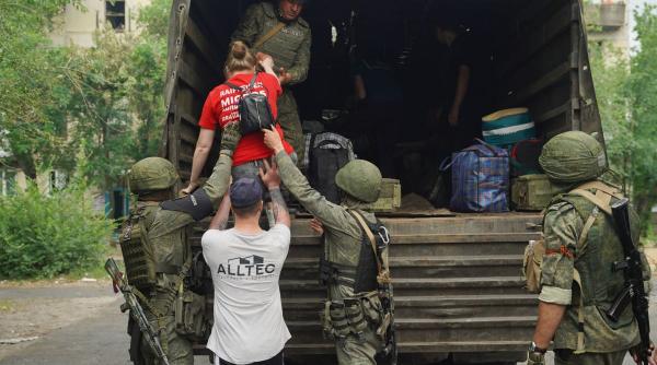 live text razboi in ucraina ziua 114 sute de civili care se adapostesc la uzina chimica azot din severodonetk nu mai pot fi evacuati