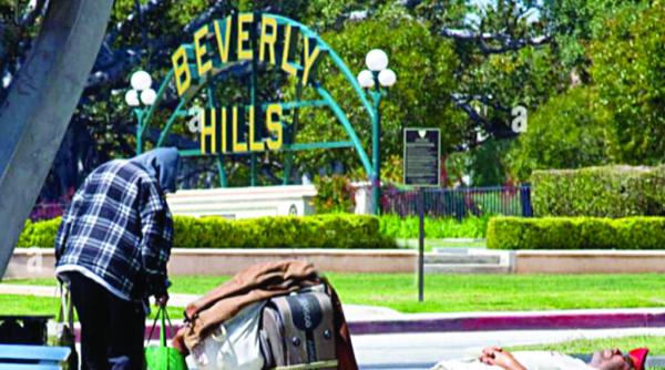 partea goala a paharului beverly hills