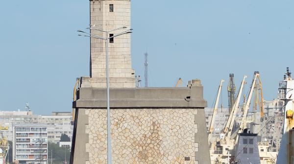 firma familiei unui consilier judetean pro romania din calarasi contractata de portul constanta sa realizeze studiul de fezabilitate pentru iluminatul arhitectural