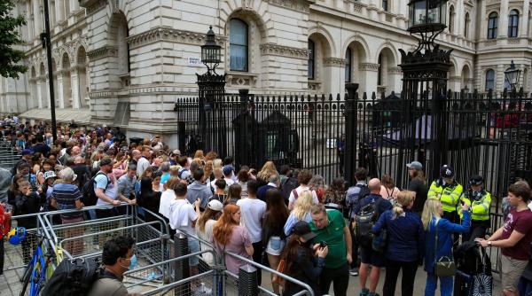 partidul conservator britanic evita alegerile anticipate deoarece risca sa ajunga in opozitie