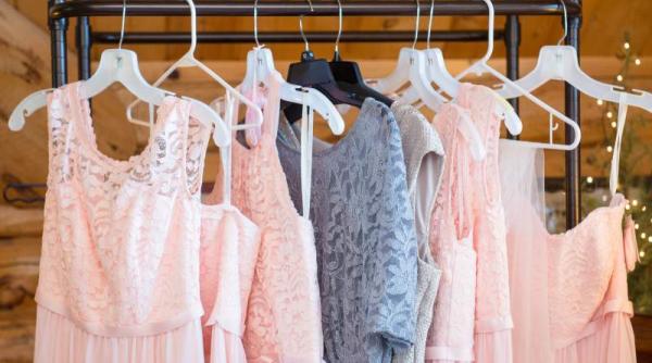 un mare retailer de imbracaminte se retrage de pe piata din rusia