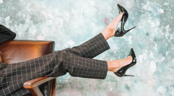 cand si cum se poarta pantofii stiletto