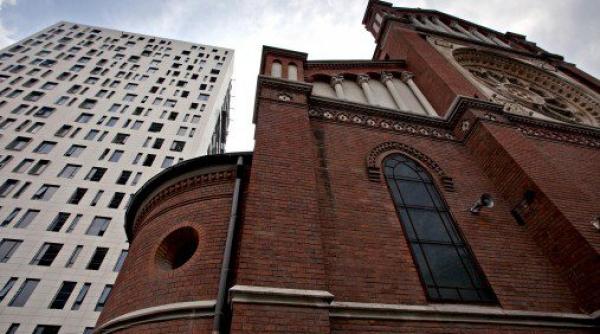 arhiepiscopia romano catolica de bucuresti saluta dispozitia de demolare pentru cathedral plaza