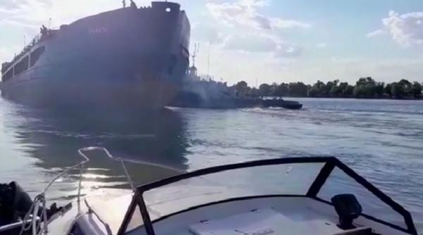 accident pe dunare o nava ucraineana a lovit ambarcatiuni ale politiei romane de frontiera