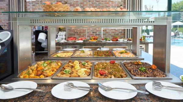 o noua categorie de turist la bulgari cumpara sejur la pret de 2 stele si pretinde servicii de lux