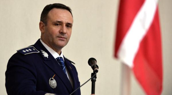 un fost rector al academiei de politie a fost dat afara din ministerul de interne