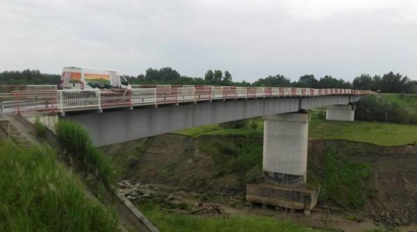scandalul podului pericol public din arges