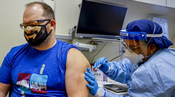 primele semne ca focarul de variola maimutei bate in retragere in marea britanie