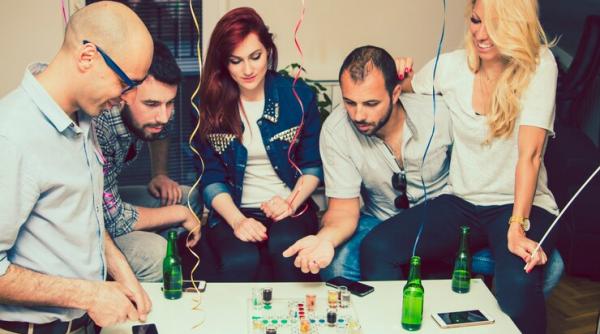 top 6 jocuri de societate cu reguli usor de inteles