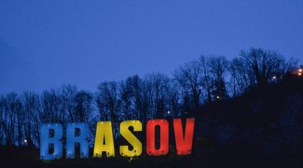 literele de pe tampa si primaria brasov iluminate sambata in culorile republicii moldova