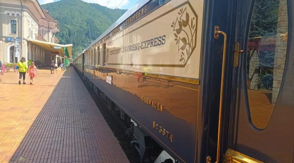 orient express bijuteria regala care circula in spatiu si timp