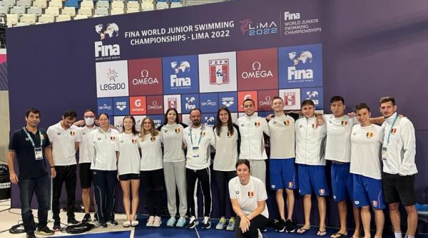 david popovici a contribuit decisiv la titlul mondial la juniori in proba de stafeta 4x100 m liber n vlad stancu argint la 400 m popovici are deja discipoli