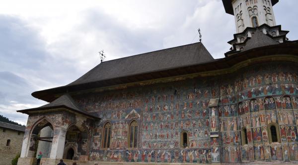 termenul pentru depunerea ofertelor pentru cele 12 rute turistice sau culturale prelungit