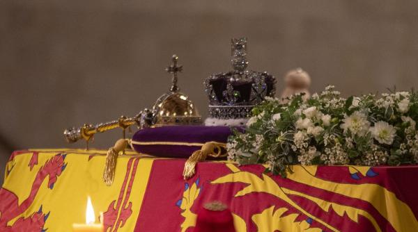 live text funeraliile reginei elisabeta a ii a sicriul reginei a parasit westminster abbey dupa slujba de inmormantare