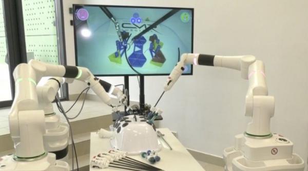 robot chirurgical de ultima generatie testat la spitalul judetean din oradea