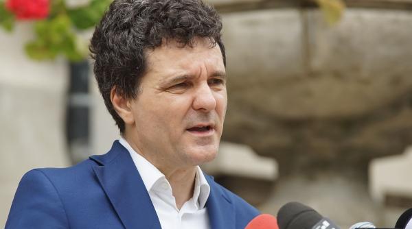 nicusor dan se lauda cu banii obtinuti din inchirierea arenei nationale