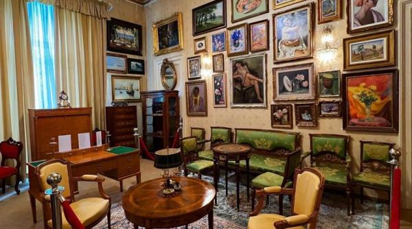 6 colectii intr o licitatie dedicata designului interior