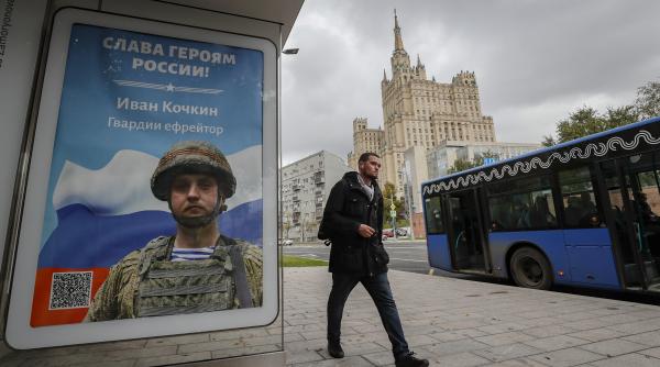 rusii fug pe capete sa scape de razboi moscova incearca sa i intercepteze