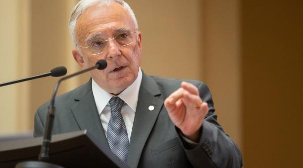 mugur isarescu da detalii despre butoanele bancii centrale manualul de istorie a crizelor are mereu capitole noi