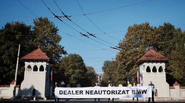 protest usr in fata presedintie iohannis primeste titlul de dealer neautorizat bmw