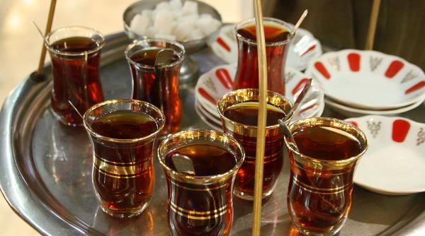 10 de ceaiuri cu care sa iti incepi ziua