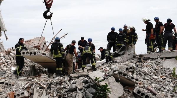 intre viata si moarte 98 de mineri ucraineni sunt blocati in subteran in urma bombardamentelor rusesti