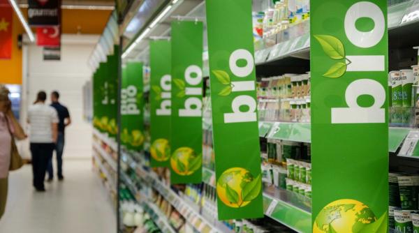 autoritatile ne protejeaza de mancarea sanatoasa cu etichete ilegale in romania