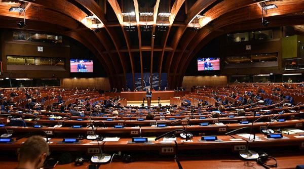 consiliul europei a adoptat o rezolutie prin care declara rusia un regim terorist