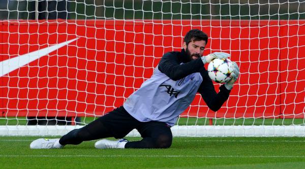 seara cu 36 de goluri in liga campionilor napoli brugge si bayern ajung in primavara europeana