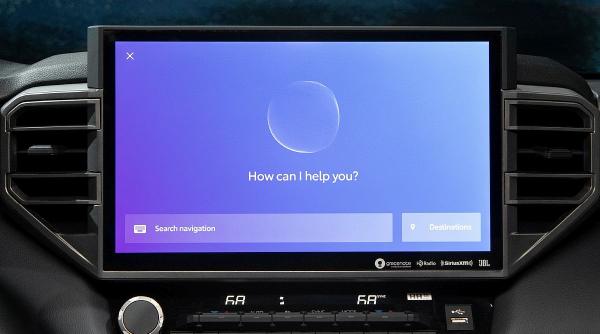 automobile cu comanda vocala