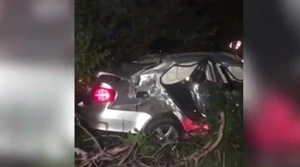 tragedie la lugoj un tanar a vrut sa se sinucida si a intrat cu masina in tren totul a fost transmis live pe facebook