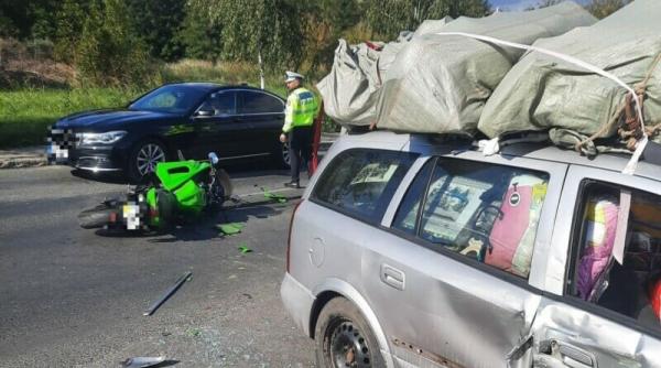 accident in giurgiu intre o motocicleta si o masina motociclistul a ajuns la spital